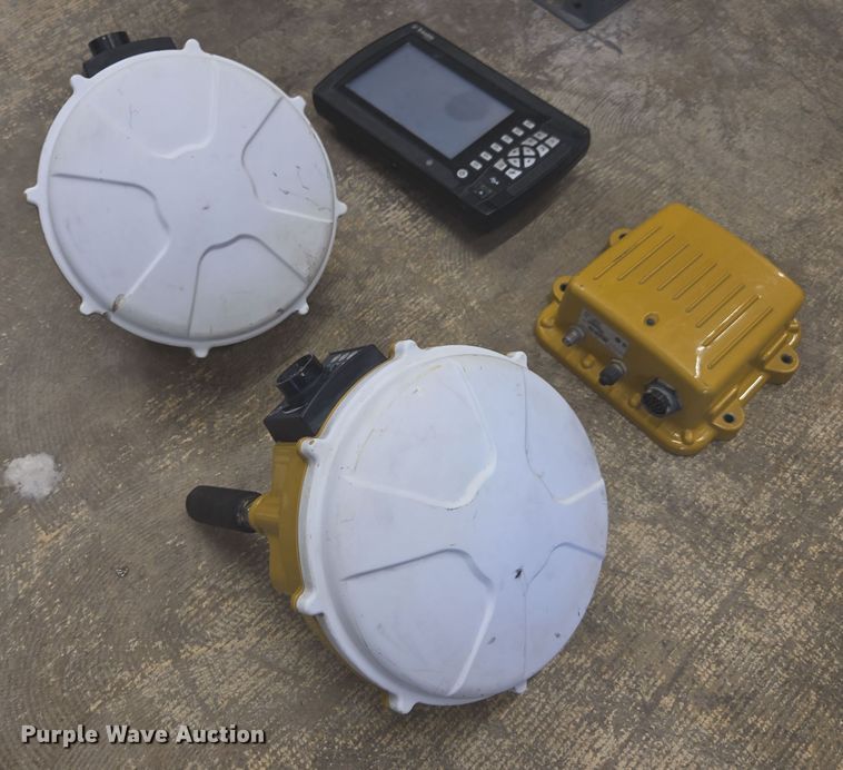 Trimble GPS   - DU7935