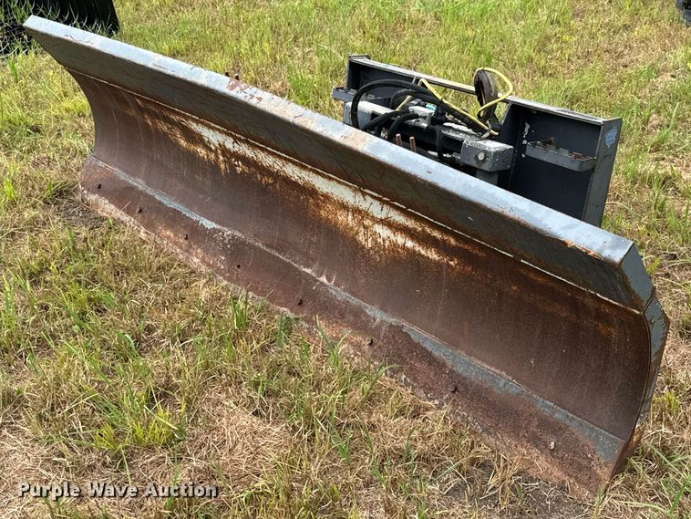 Blue Diamond 35-22804 skid steer dozer blade - DU9417