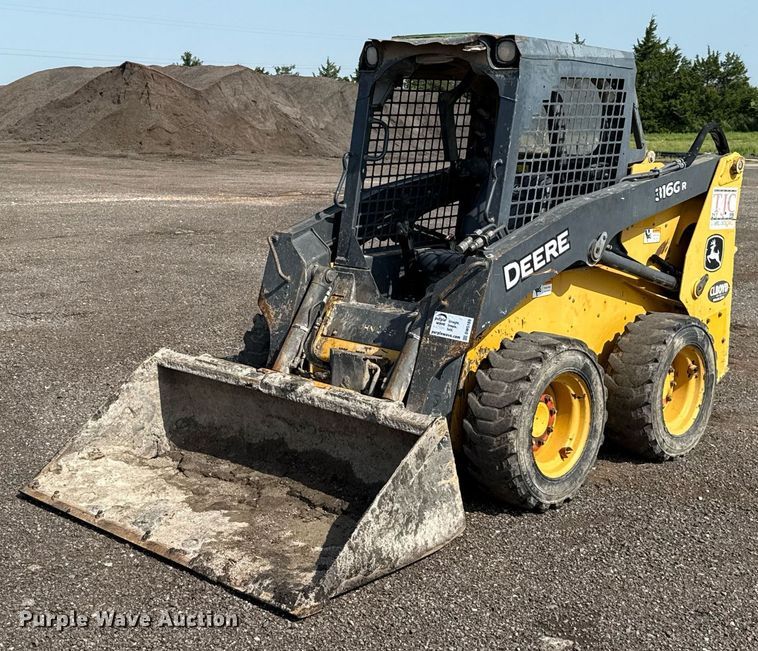 2016 John Deere 316GR skid steer loader - DW5169