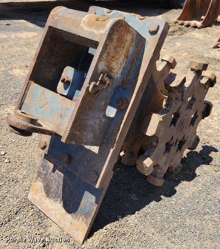SUI Manufacturing 24SL compaction wheel - DX7043