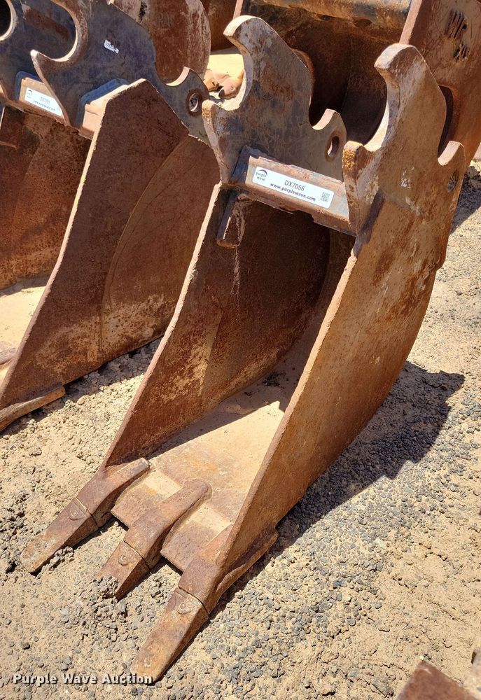 Kubota K7917 mini excavator bucket - DX7056