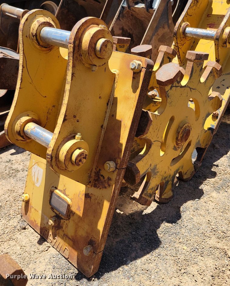 Rockland 24" W compaction wheel - DX7059