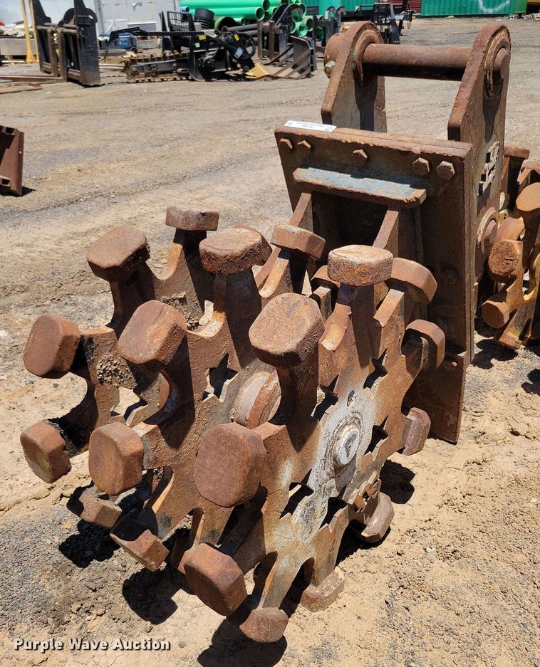 SUI 24EXCS compaction wheel - DX7064