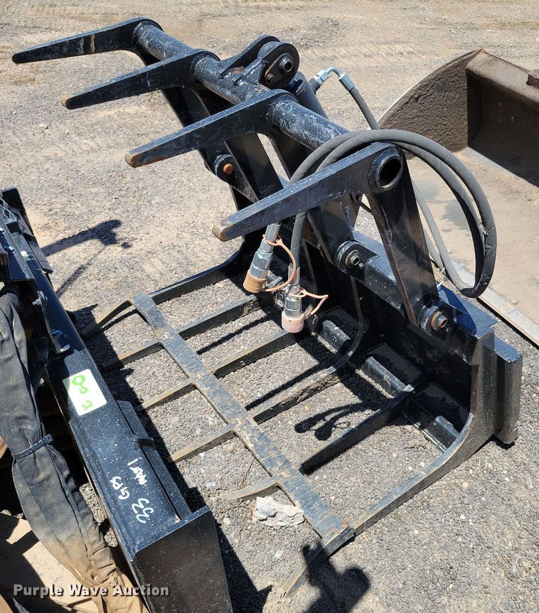 2024 GIYI 42" W skid steer root grapple bucket - DX7068
