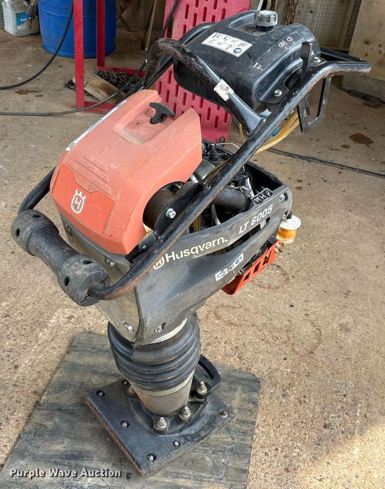 Husqvarna LT6005 plate compactor - DY0901