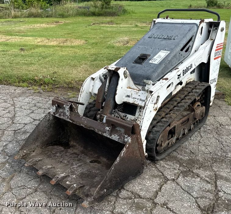 2004 Bobcat MT52 compact utility loader - ED4344