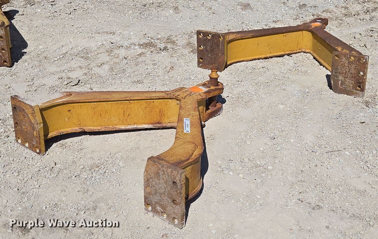(2) dozer drawbars - EN2035