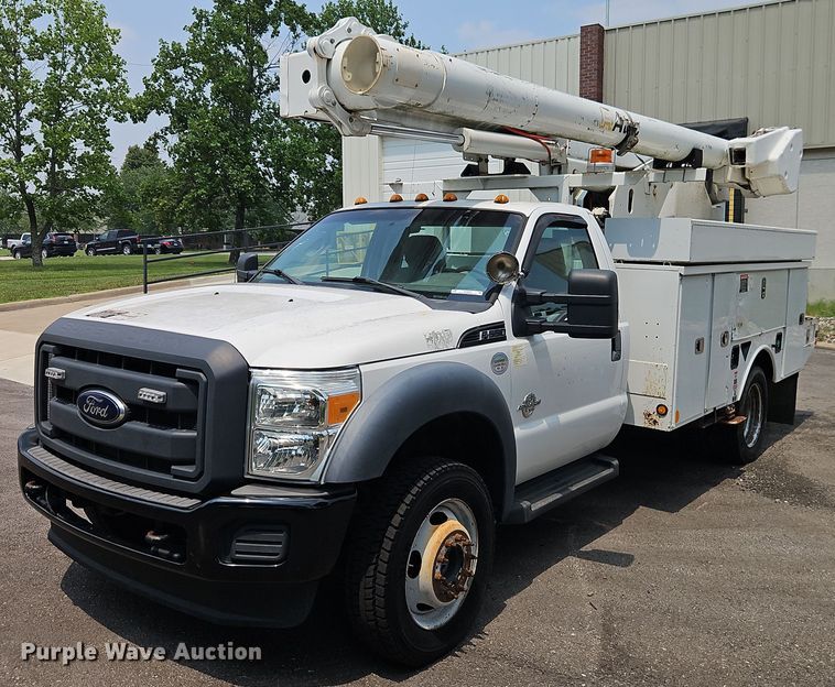 2012 Ford F550 bucket truck - EO4607