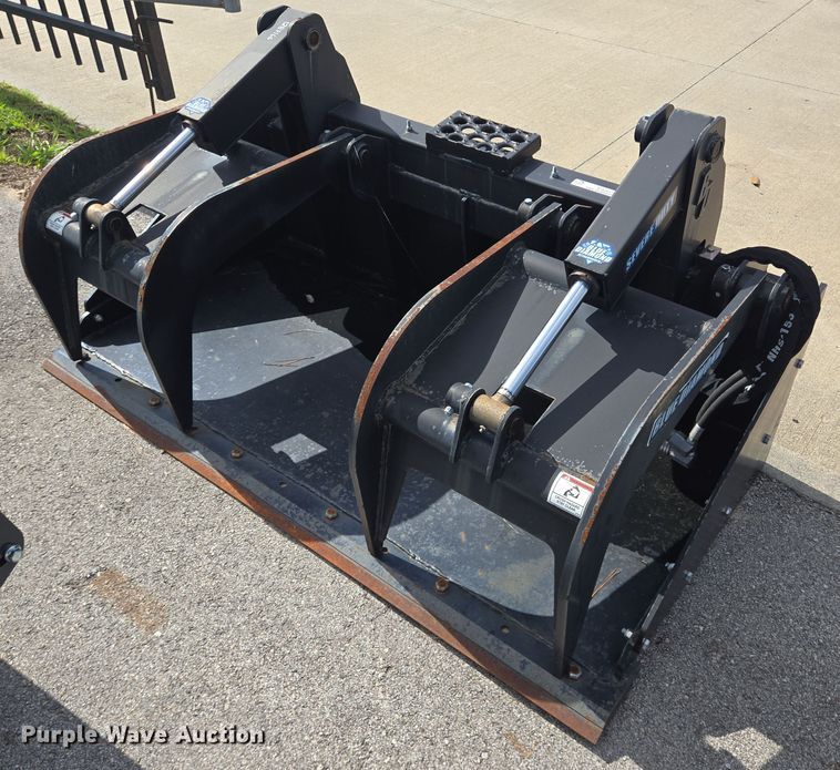 Blue Diamond 106444 skid steer grapple bucket - EQ2612