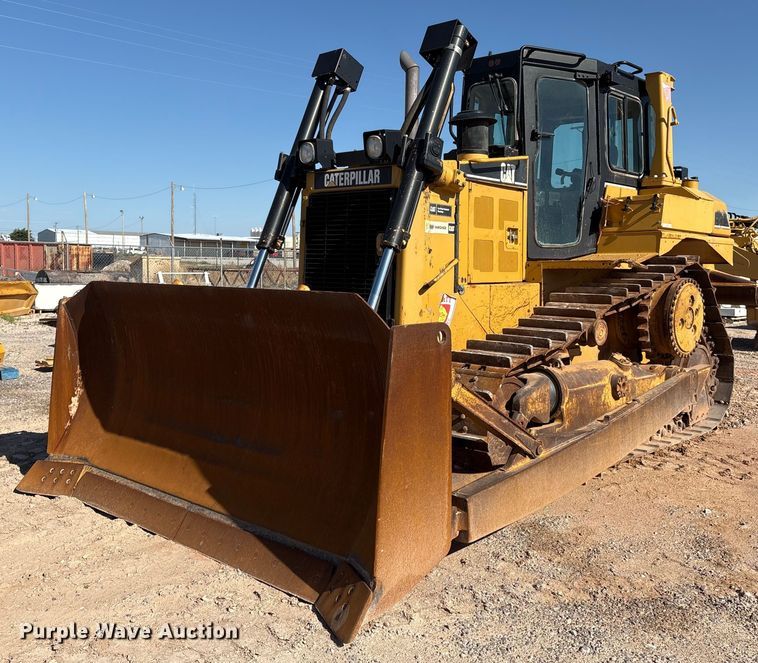 2004 Caterpillar D6R XL dozer - ES7005