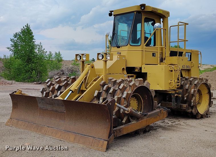 1993 Caterpillar 815 B soil compactor - IP9632