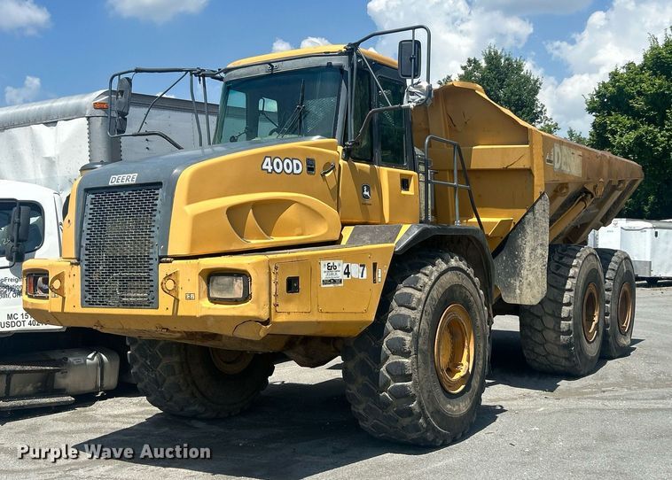 2005 John Deere 400D articulated haul truck - YA0754