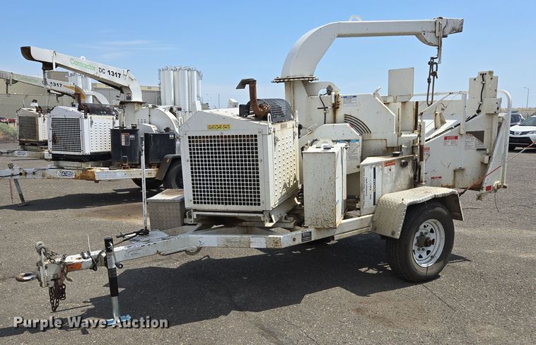 2017 Bandit 200UC wood chipper - YA0797