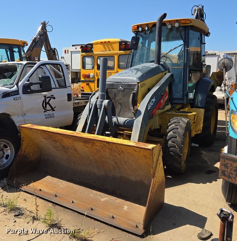 2013 John Deere 410K backhoe - DS4313