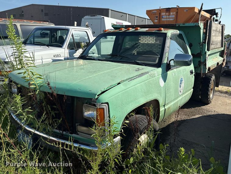 1991 Chevrolet K3500 dump bed pickup truck - DS4315