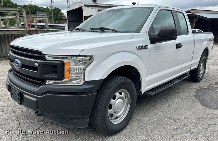 2018 Ford F150 SuperCab pickup truck - DW3426
