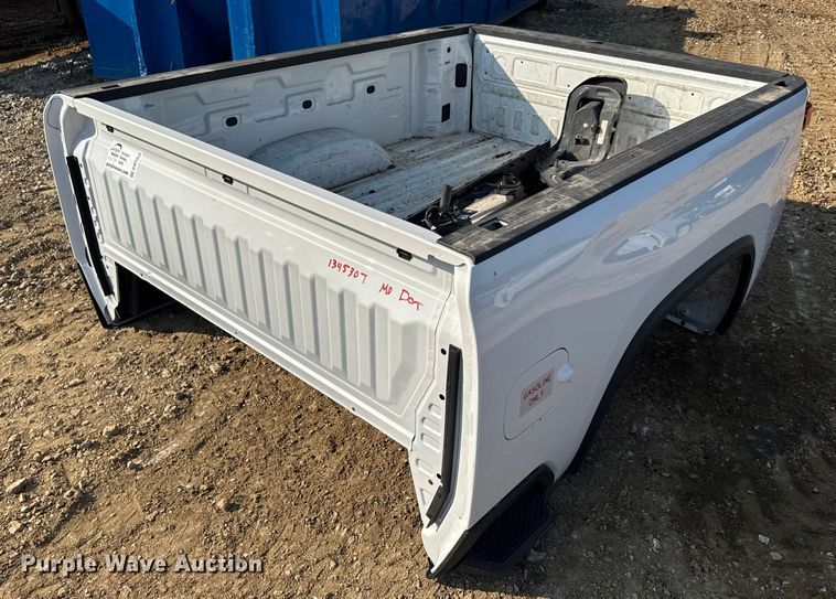 Chevrolet Silverado pickup truck bed - DW3452