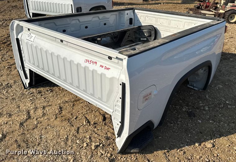 Chevrolet Silverado pickup truck bed - DW3453