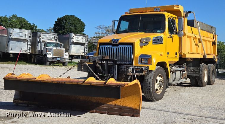 2015 Western Star 4700SF dump truck - DY0394
