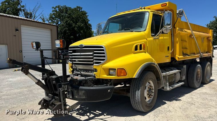 2007 Sterling L-Line dump truck - DY0407