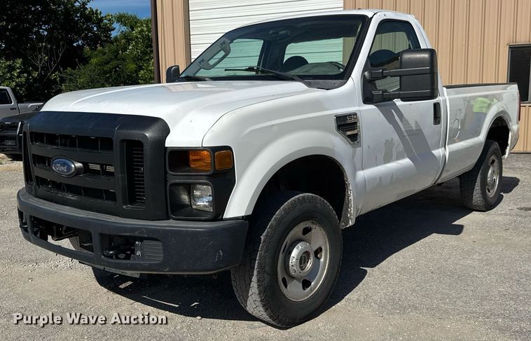 2008 Ford F250 Super Duty XL pickup truck - DY0413