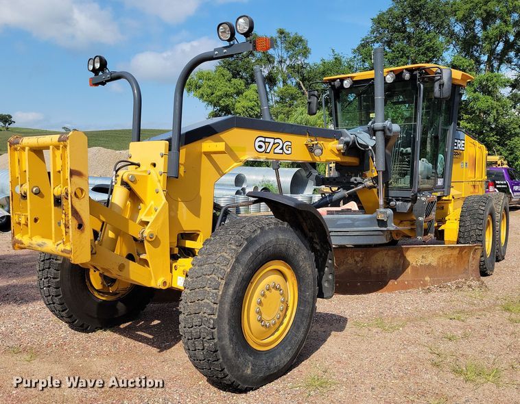 2014 John Deere 672G motor grader - EA2513