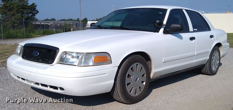 2009 Ford Crown Victoria Police Interceptor  - EM8050