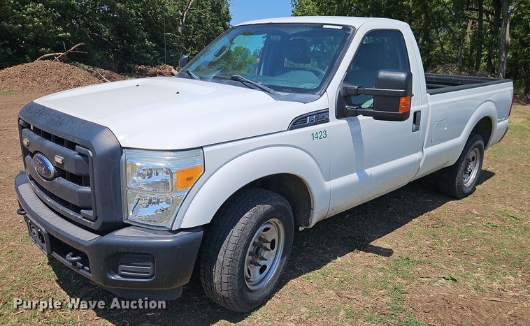 2015 Ford F250 Super Duty pickup truck - EO4622