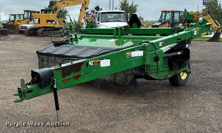 John Deere 935 MoCo swather / windrower - EM2213