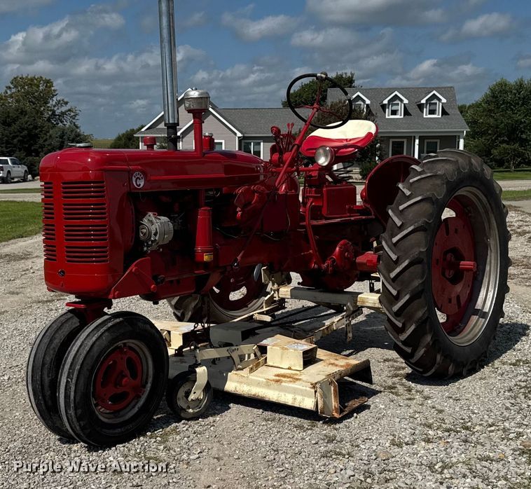International Harvester Farmall Super C tractor - EM2234