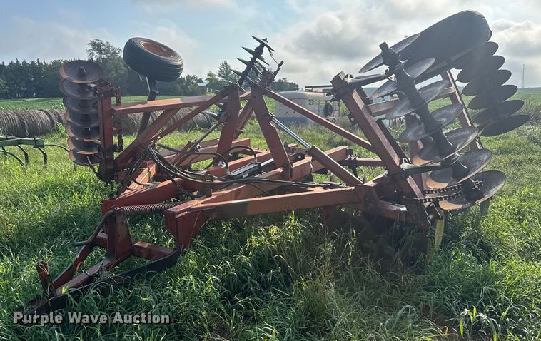 International 490 tandem disk - ER2216