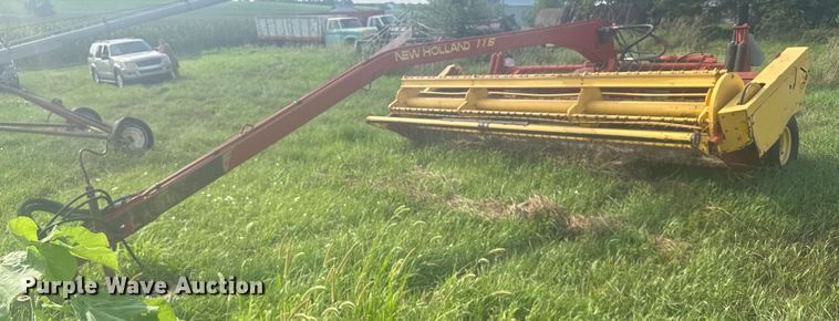 New Holland 116 swather / windrower - ER2220