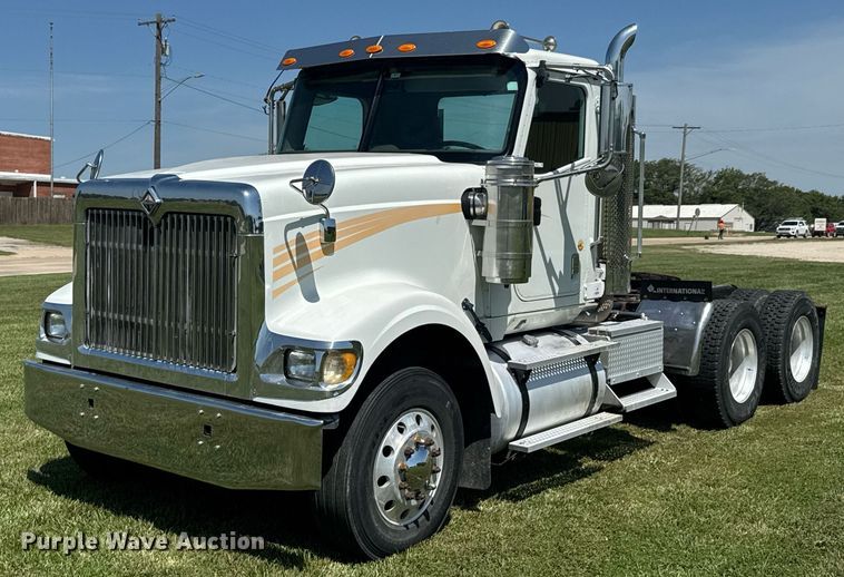 2007 International 9900i semi truck - DU9397