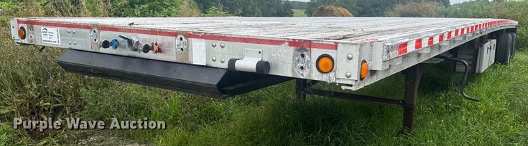 1997 Chaparral flatbed trailer - DW3428