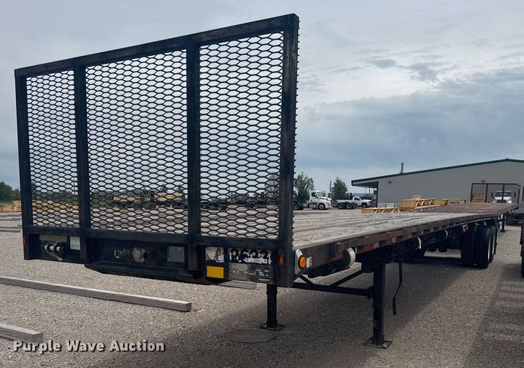 1997 Trailermobile flatbed trailer - ER2208