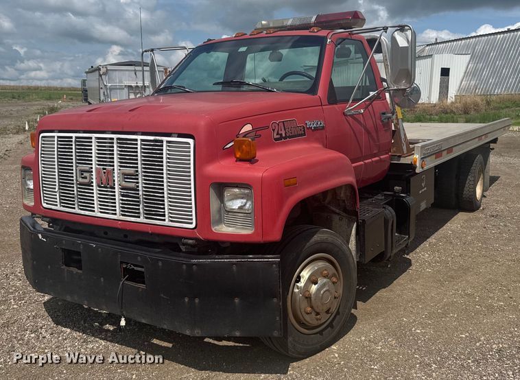 1996 GMC TopKick rollback truck - ER2224