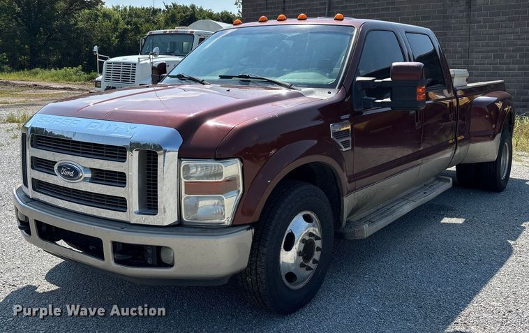 2008 Ford F350 Crew Cab pickup truck - DU1259