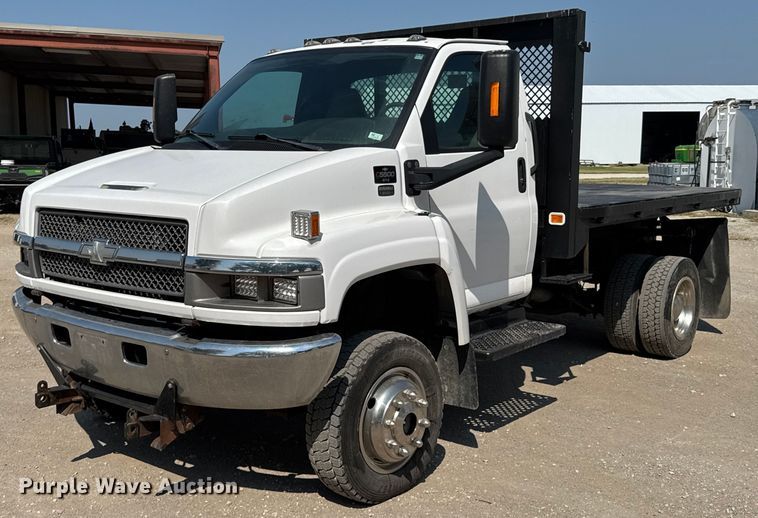 2009 Chevrolet C5500 dump flatbed truck - DU9323