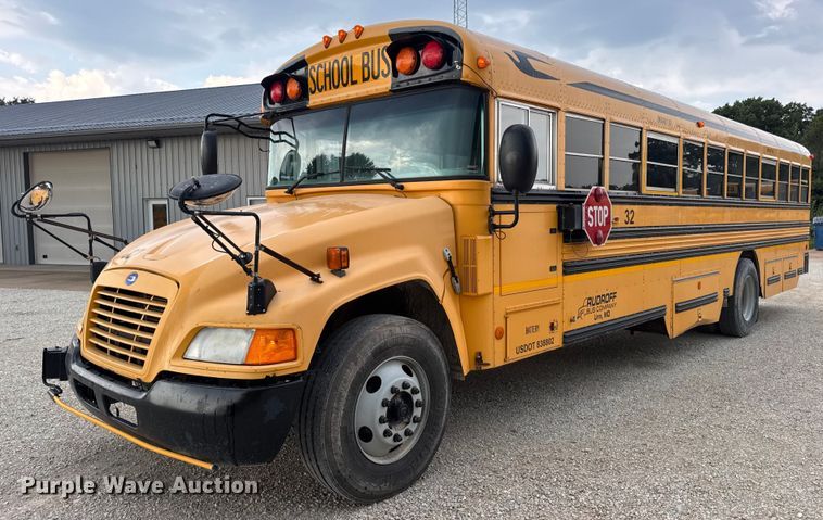 2008 Blue Bird Vision school bus - DW3442