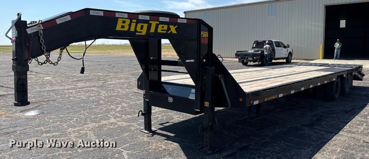 2020 Big Tex 25GN-25BK+5MR equipment trailer - DZ8916