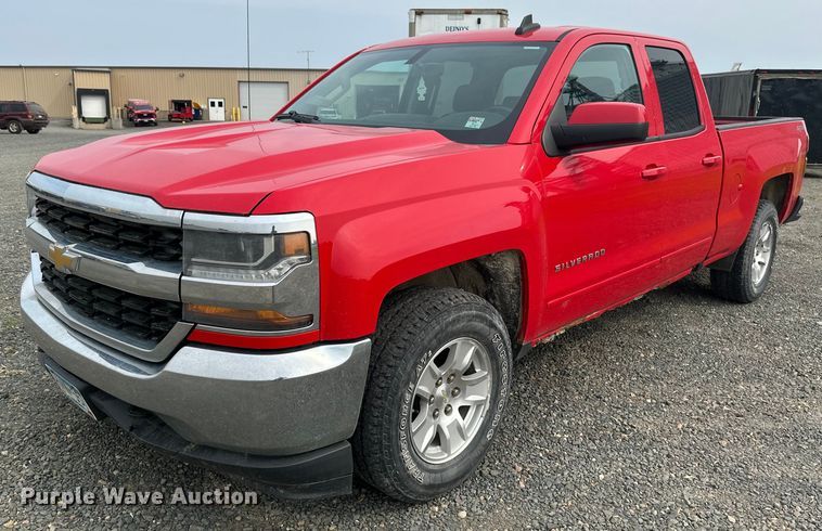 2016 Chevrolet Silverado 1500 LT Double Cab pickup truck - EB2875