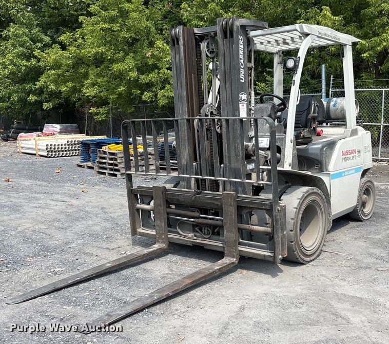 2014 Nissan PF80YLP forklift - EC4381