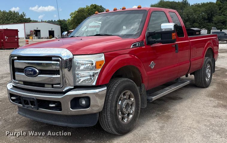 2014 Ford F350 Super Duty XLT SuperCab pickup truck - EC4386