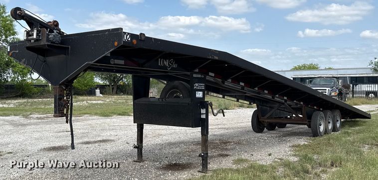 2016 Lone Star Trailers car carrier - ED5589