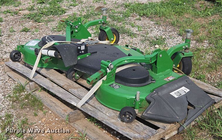 John Deere 7 Iron Pro 72 mower deck - EF1969