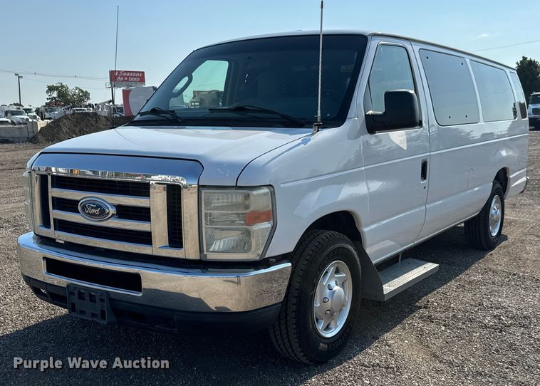 2012 Ford E350 Super Duty prisoner transport van - EG6082