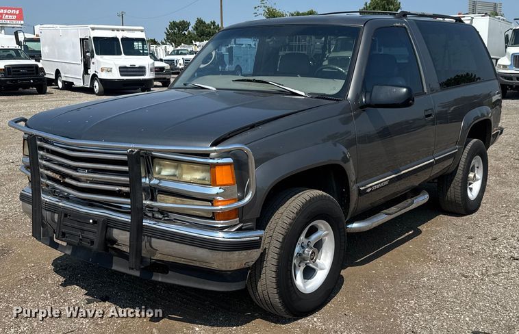 1999 Chevrolet Tahoe SUV - EG6105
