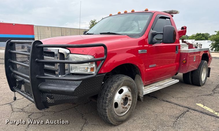 2006 Ford F350 Super Duty tow truck - EG8172