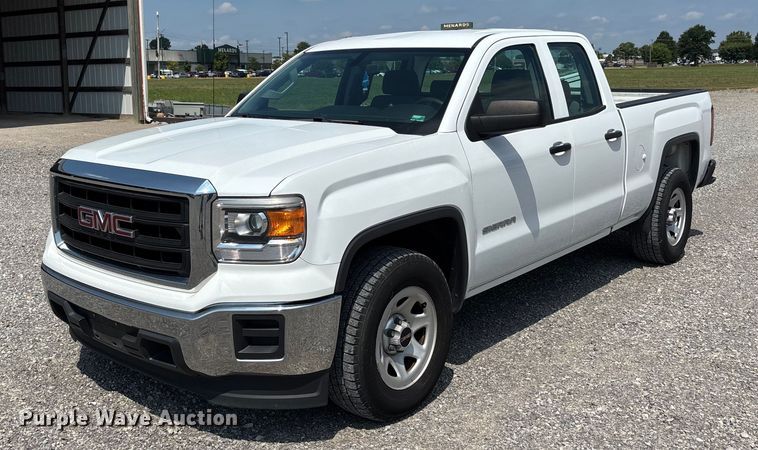 2015 GMC Sierra 1500 Double Cab pickup truck - EJ7645