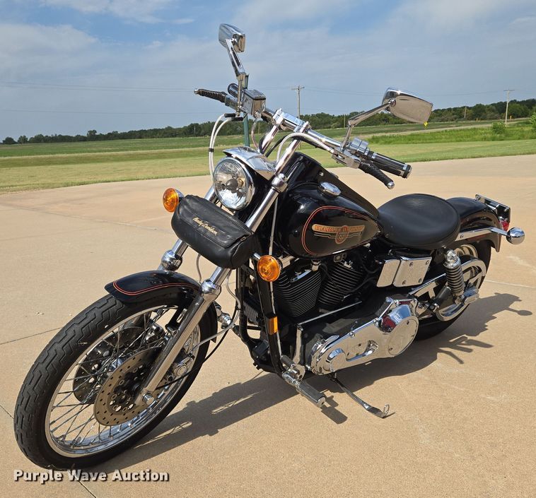 1993 Harley-Davidson Dyna Low Rider motorcycle - EN8376
